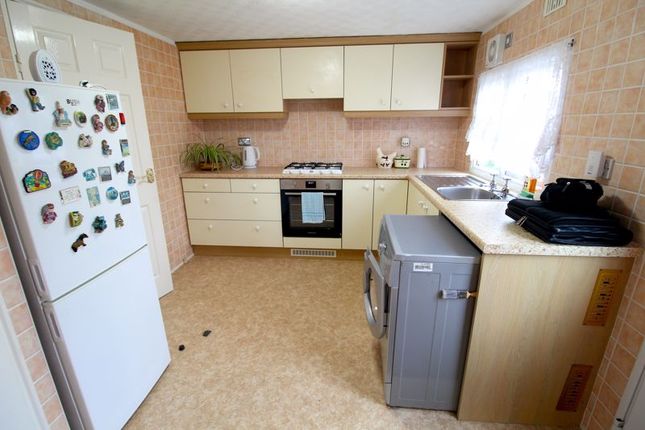 Woodlands Park, Almondsbury 2 bed park home for sale