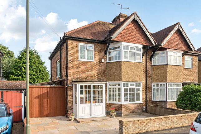 3 bedroom semi-detached house for sale