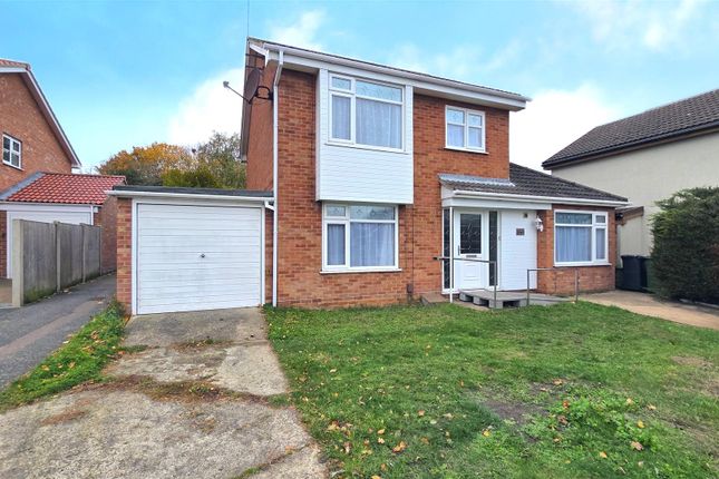 Whinchat Way, Bradwell 3 bed detached house for sale