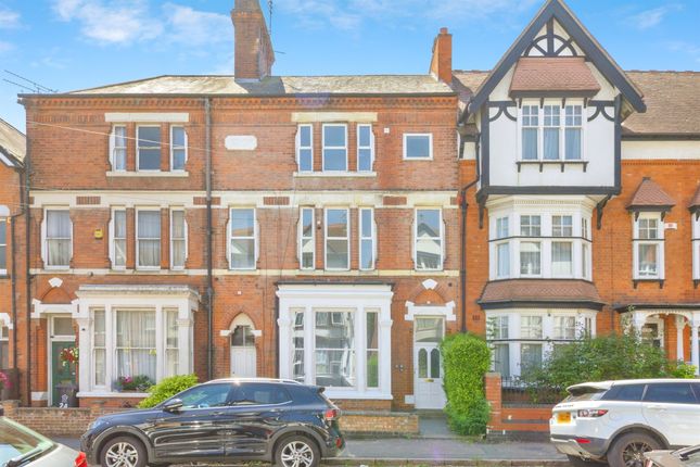 5 bedroom terraced house for sale