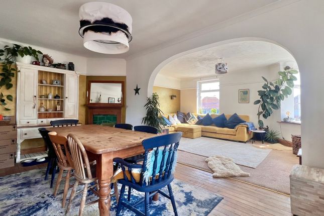 4 bedroom apartment for sale