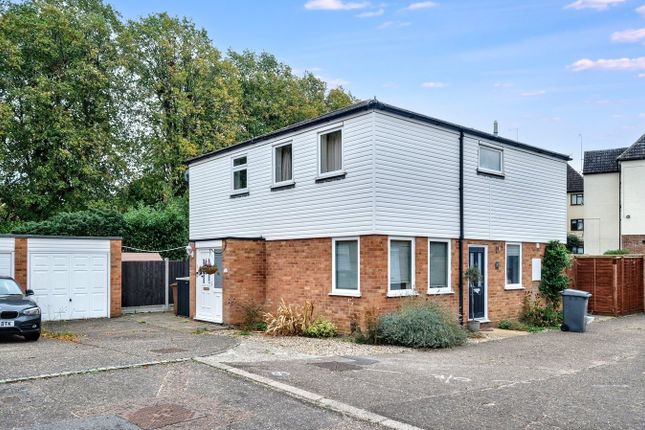 Turkey Oaks, Chelmsford CM1 2 bed semi