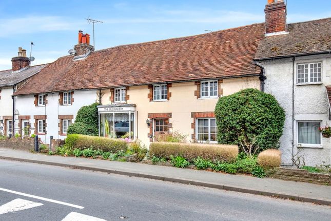 High Street, Redhill RH1 2 bed terraced house for sale