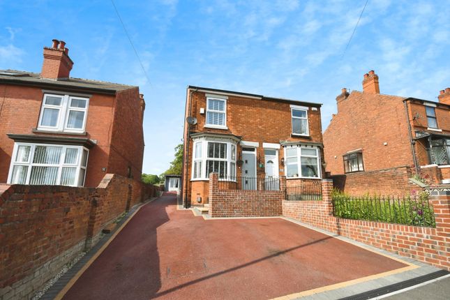 2 bedroom semi-detached house for sale