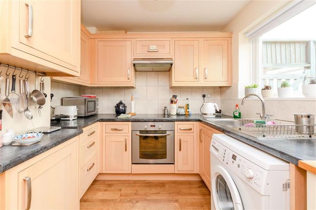 3 bed semi-detached bungalow