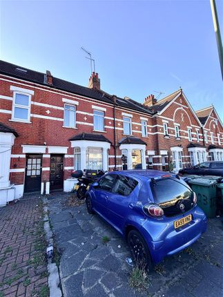 Burnt Oak Broadway, Edgware 5 bed terraced house for sale
