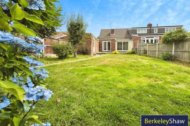 2 bedroom semi-detached bungalow for sale