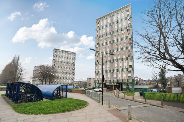 Puteaux House, Bethnal Green, E2 2 bed apartment for sale
