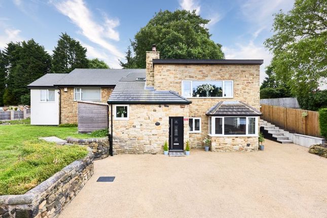 39 Almshouse Lane, Newmillerdam WF2 4 bed detached house for sale