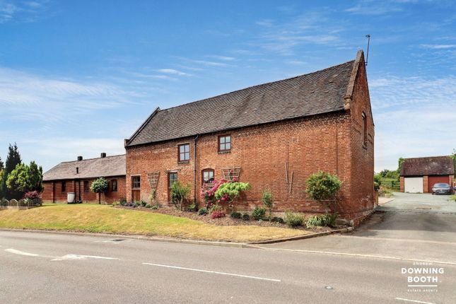 6 bedroom semi-detached house for sale