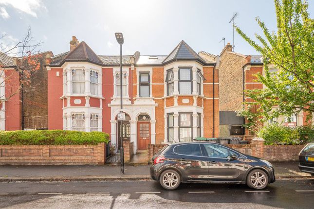 5 bed property