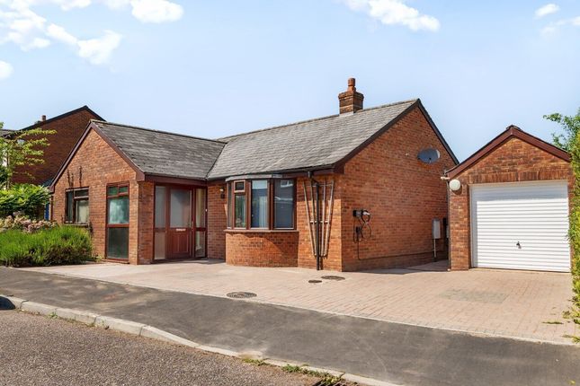 Knowle Close, Cullompton, Devon, EX15 3 bed bungalow for sale