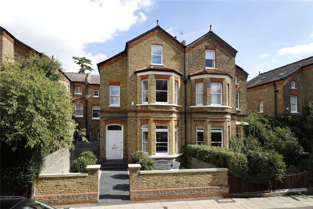 5 bedroom semi-detached house for sale