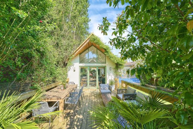 5 bedroom detached bungalow for sale