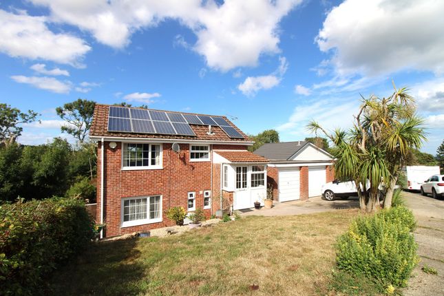 3 bedroom link detached house for sale