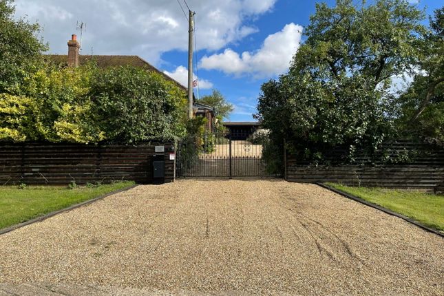 4 bedroom detached bungalow for sale