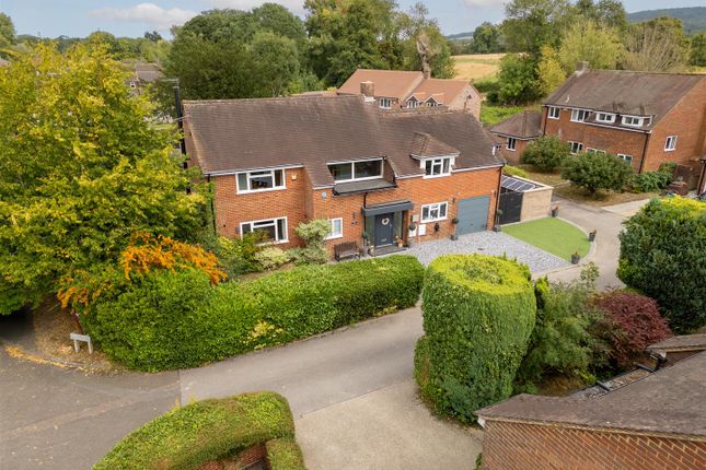 Bridleway, Aylesbury HP22 4 bed detached house for sale
