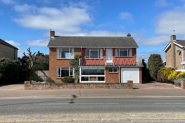 North Drive, Great Yarmouth 3 bed house for sale