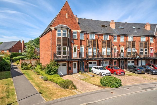 Huntington Crescent, Far Headingley... 4 bed end of terrace house for sale