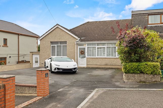 2 bedroom semi-detached bungalow for sale