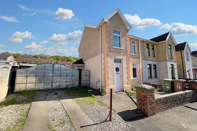 Mill Road, Pontllanfraith, Blackwood 3 bed semi