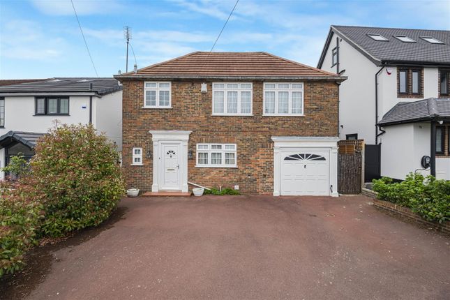 Mount Pleasant, Cockfosters EN4 3 bed detached house for sale