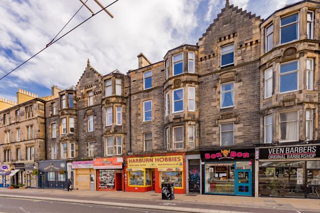Flat 6, 66 Elm Row, Edinburgh, EH7 4AQ 3 bed flat for sale