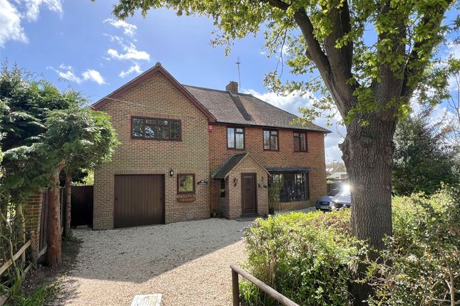 Massetts Road, Horley, Surrey, RH6 5 bed detached house for sale