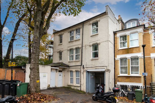 7 bed semi-detached house