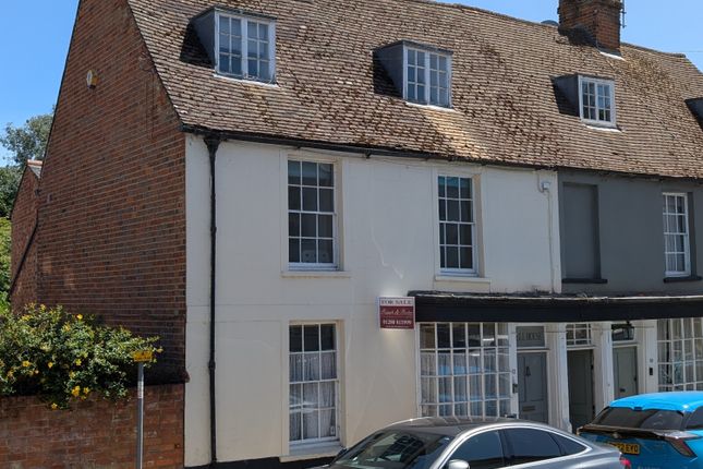 Well Street, Buckingham 5 bed semi