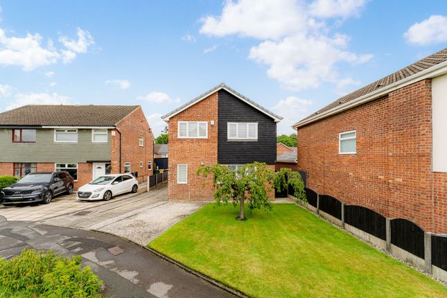 Lakenheath Drive, Sharples, Bolton, BL1 4 bed detached house for sale