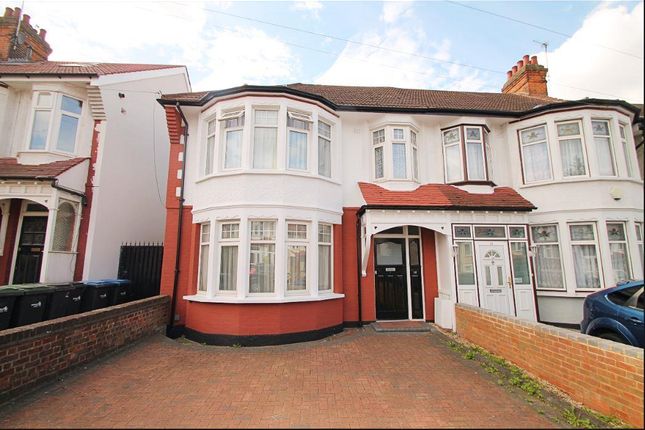 Grenoble Gardens, Palmers Green, N13 4 bed end of terrace house for sale