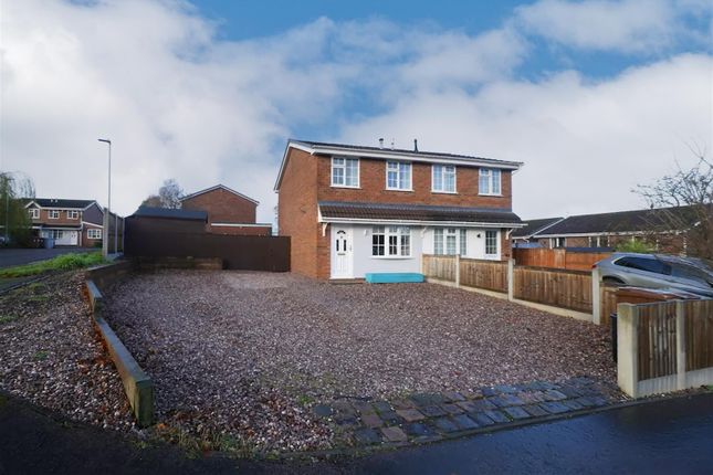 3 bedroom semi-detached house for sale