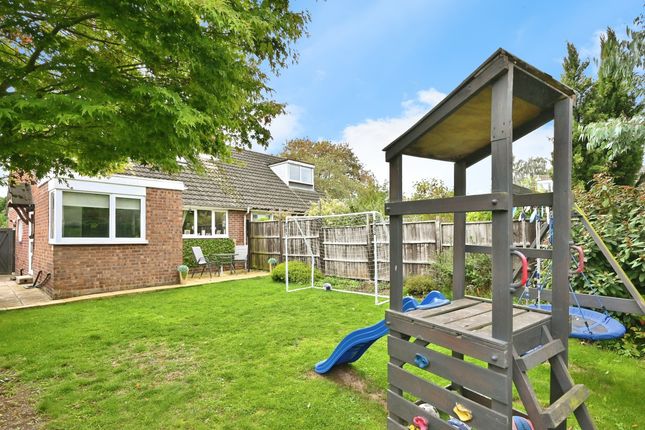 Rookery Close, Kibworth... 3 bed semi