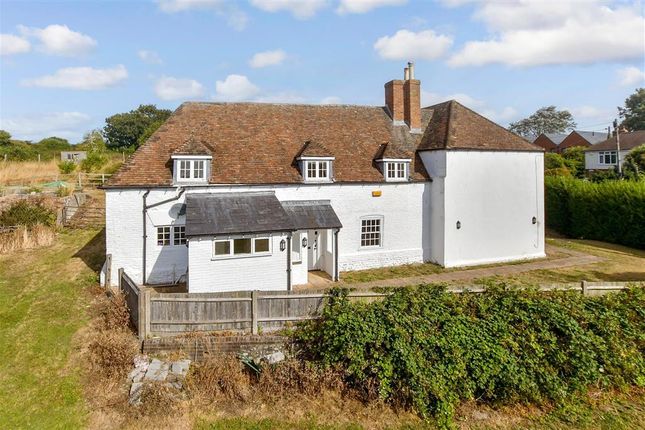 5 bed detached house