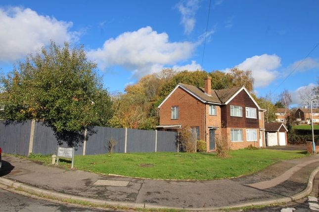 3 bed semi-detached house