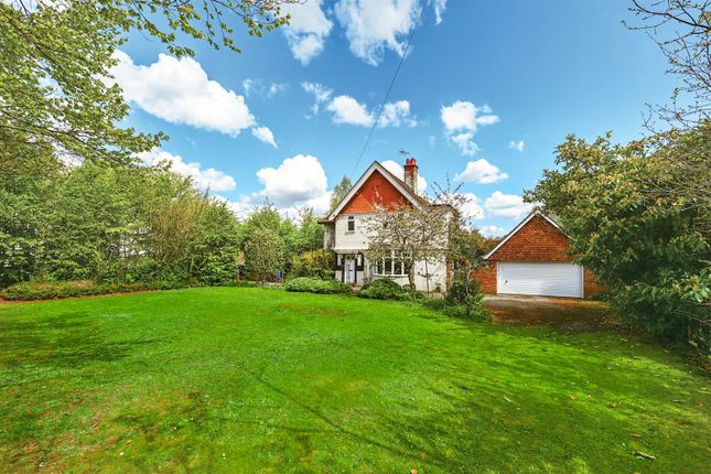 Durnsford Avenue, Hampshire GU52 5 bed detached house for sale
