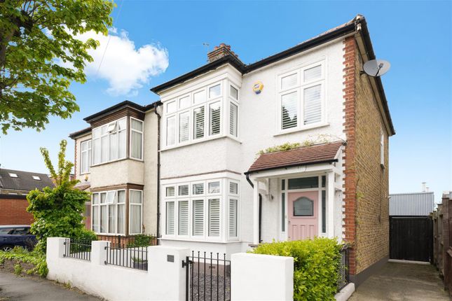 Holme Lacey Road, London SE12 3 bed semi