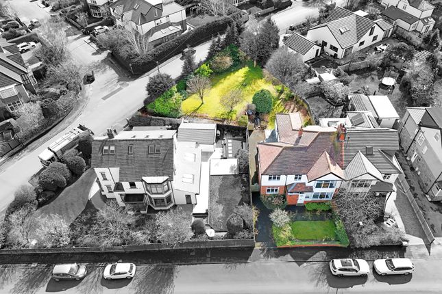 5 bedroom semi-detached house for sale