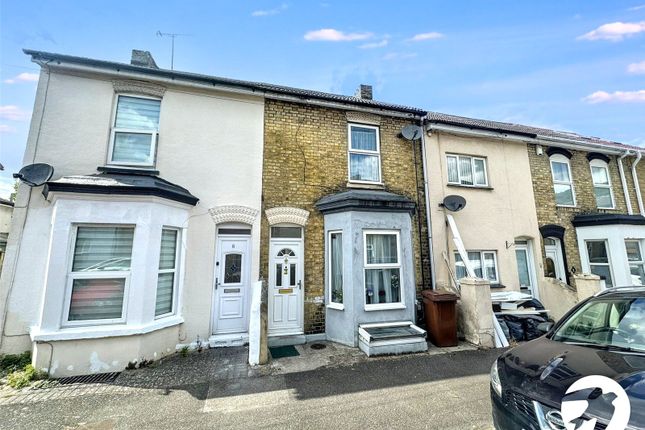 Connaught Road, Chatham, Kent, ME4 2 bed terraced house for sale