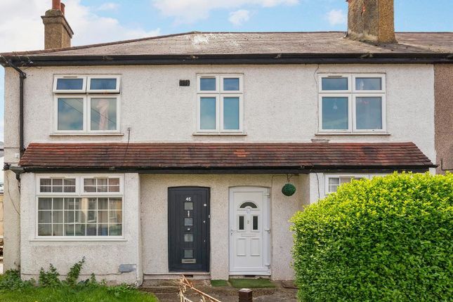 Lavender Grove, Mitcham, Surrey, CR4 3HW 3 bed maisonette for sale