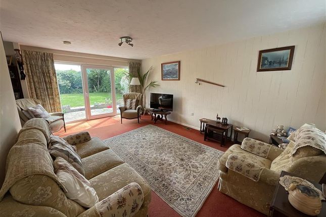 3 bed detached bungalow