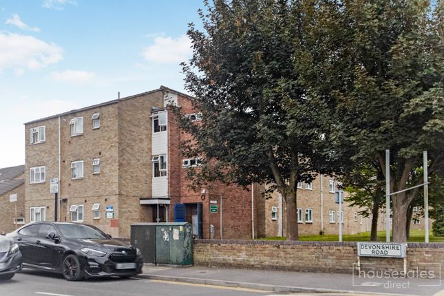 2 bed flat