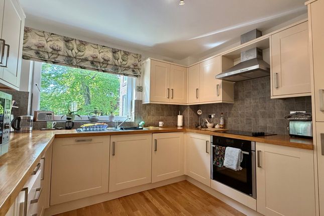 2 bed flat