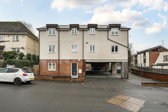 Audley Road, Chippenham 2 bed flat for sale