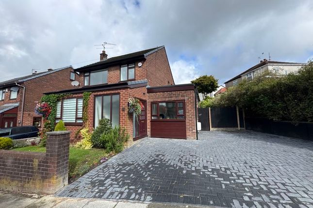 4 bed detached house