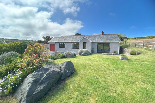 School Hill, Porthallow TR12 3 bed detached bungalow for sale