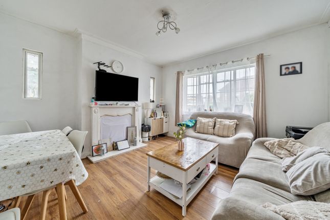 Ealing Village, Ealing, London 2 bed maisonette for sale