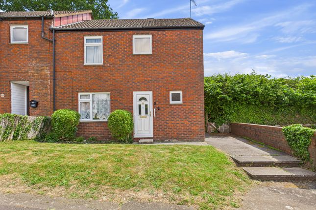 Lane End, High Wycombe HP14 3 bed end of terrace house for sale