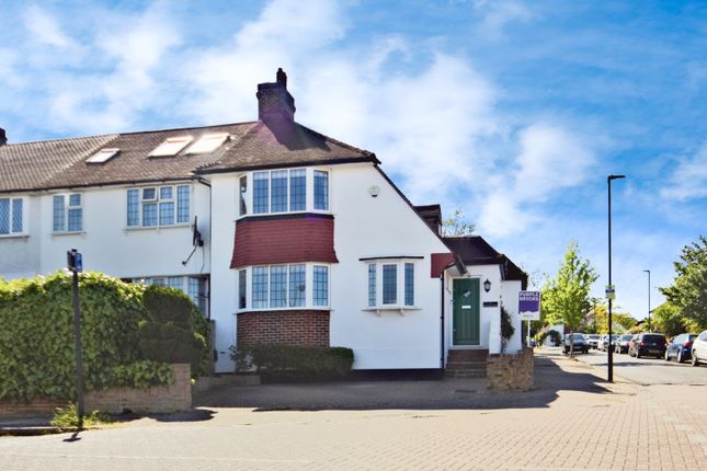 3 bedroom end of terrace house for sale